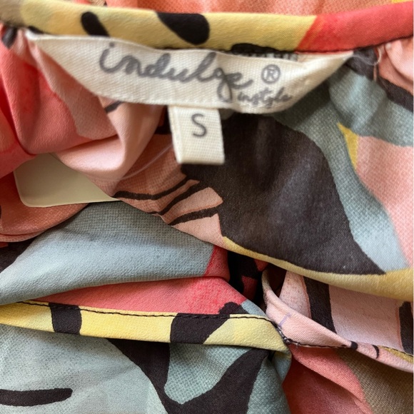 FLORAL DRESS SIZE SMALL - Picture 4 of 6